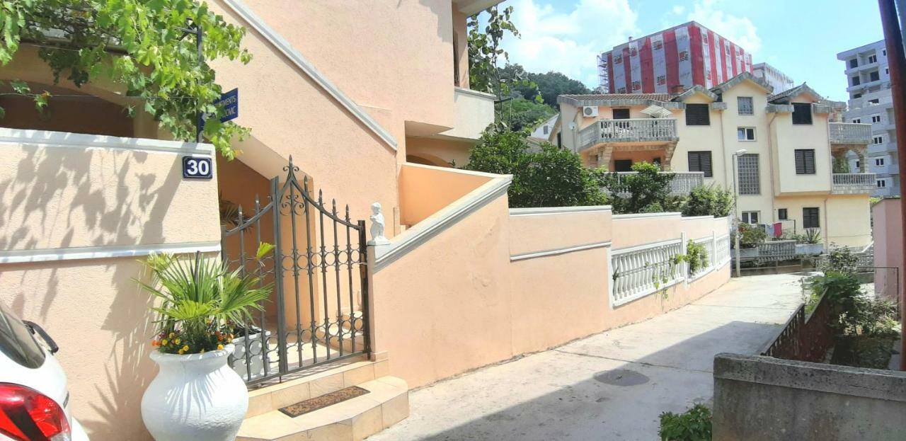 Apartments & Studios Tomanovic Budva Exteriör bild